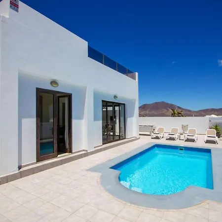 Vila Casa Maelle *