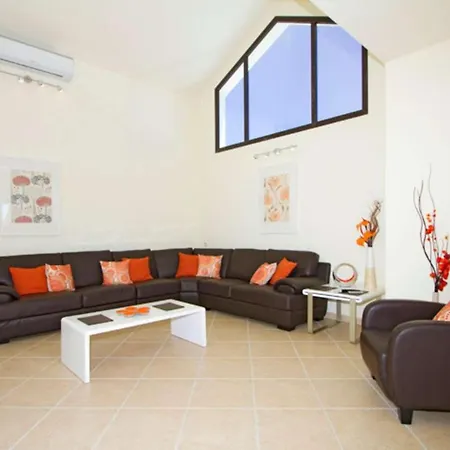 Vila Casa Maelle *